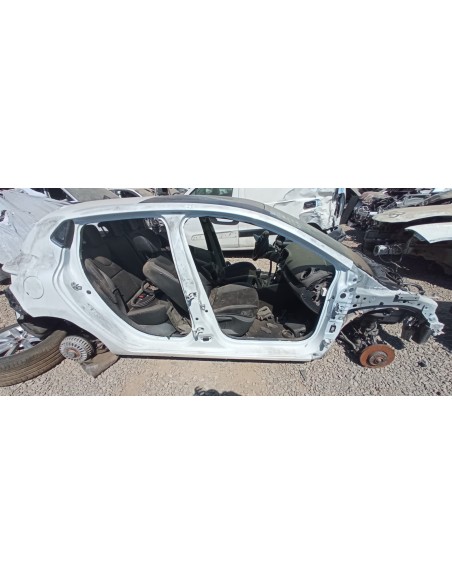 RENAULT CLIO 2018%separator% %shop-name%