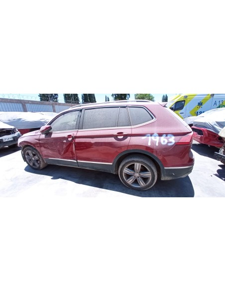 VOLKSWAGEN TIGUAN 2018%separator% %shop-name%