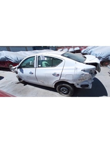 NISSAN VERSA 2019%separator% %shop-name%