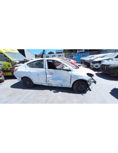 NISSAN VERSA 2019%separator% %shop-name%