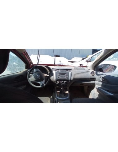 NISSAN NP300 2019%separator% %shop-name%