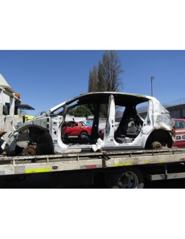 NISSAN TIIDA 2013%separator% %shop-name%