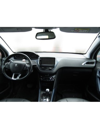 PEUGEOT 2008 2015%separator% %shop-name%