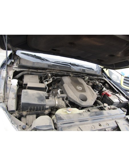 NISSAN NP300 2017%separator% %shop-name%