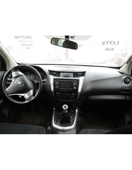 NISSAN NP300 2017%separator% %shop-name%