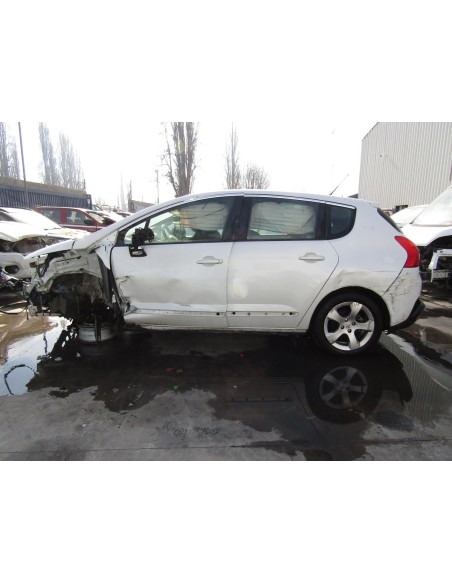 PEUGEOT 3008 2013%separator% %shop-name%