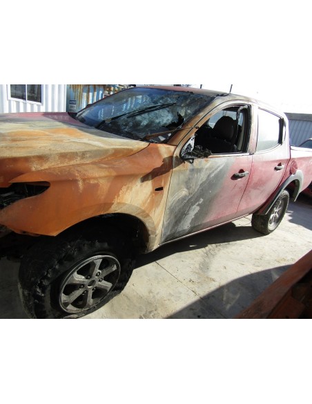 MITSUBISHI L200 PICK UP DOBLE CABINA 2017 4X4 2