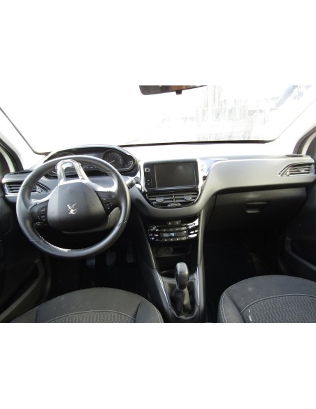 PEUGEOT 208 2018%separator% %shop-name%