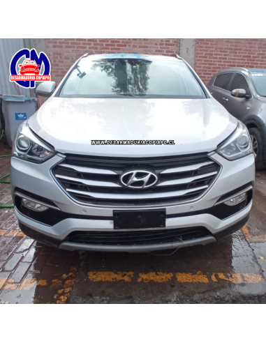 Hyundai Santa Fe Gls Con Llave 2017 Station Wagon 2.4 Bencinero 4x2 Mecánica Caja Sexta