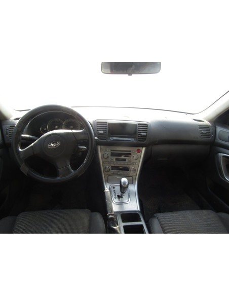 SUBARU OUTBACK 2004%separator% %shop-name%