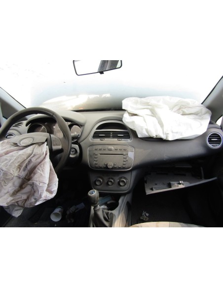 FIAT GRANDE PUNTO 2014%separator% %shop-name%