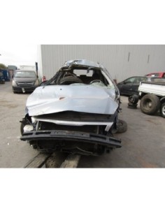 KIA GRAND CARNIVAL STATION WAGON 2015 4X2 2