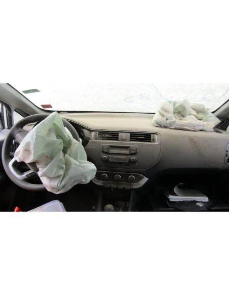 KIA RIO 4 2017%separator% %shop-name%