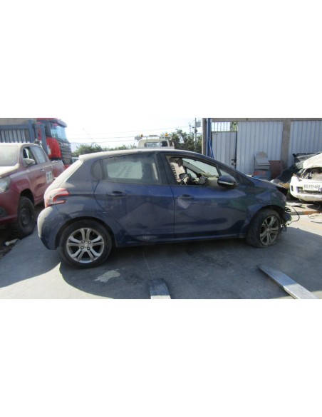 PEUGEOT 208 2014%separator% %shop-name%