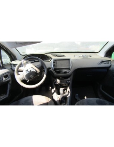 PEUGEOT 208 2014%separator% %shop-name%