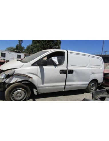 HYUNDAI H1 2017%separator% %shop-name%