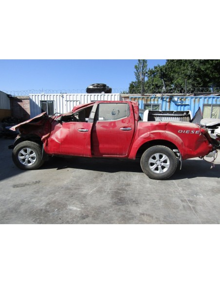 NISSAN NP300 2019%separator% %shop-name%