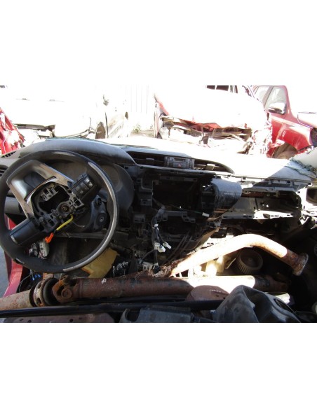 TOYOTA HILUX 2016%separator% %shop-name%