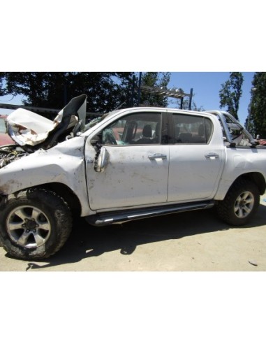 TOYOTA HILUX 2016%separator% %shop-name%