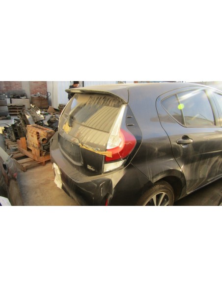 TOYOTA PRIUS C 2018%separator% %shop-name%