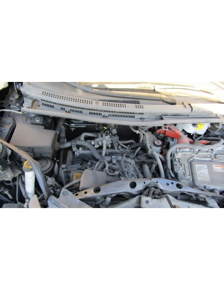 TOYOTA PRIUS C 2018%separator% %shop-name%