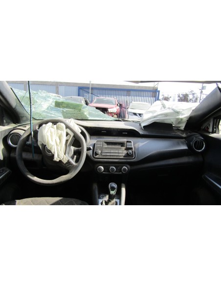 NISSAN KICKS 2019%separator% %shop-name%