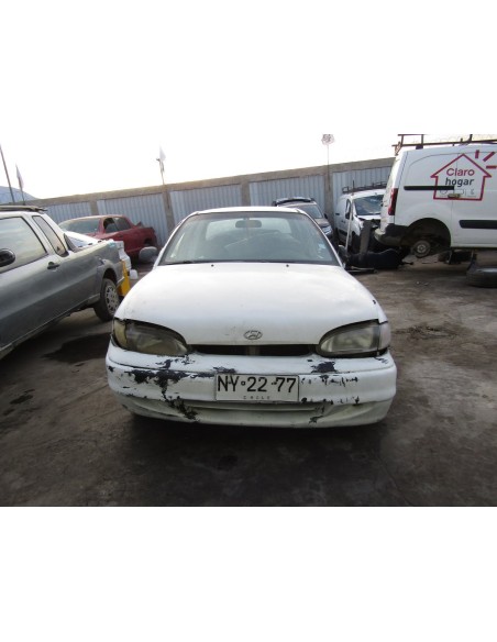 HYUNDAI ACCENT SEDAN 1996 4X2 1