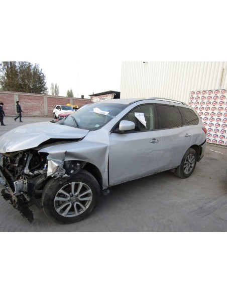 NISSAN PATHFINDER 2016%separator% %shop-name%