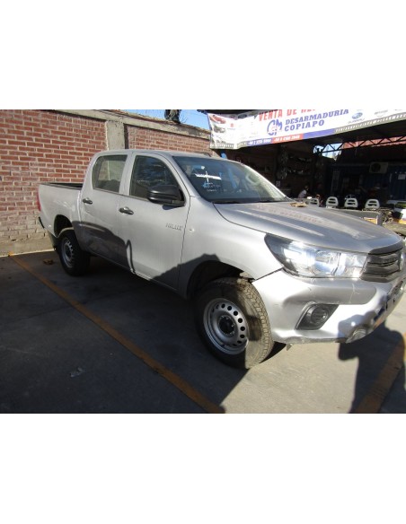 TOYOTA HILUX 2018%separator% %shop-name%