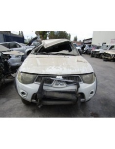 MITSUBISHI L200 PICK UP DOBLE CABINA 2011 4X4 2