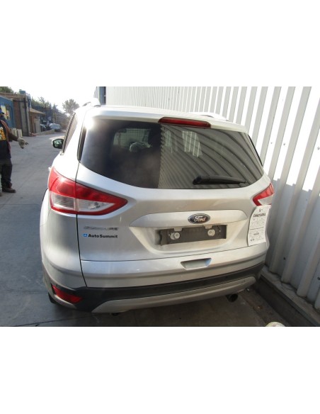 FORD ESCAPE STATION WAGON 2016 4X4 2 AUTOMATICO BENCINERO