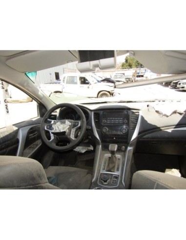 MITSUBISHI MONTERO 2018%separator% %shop-name%