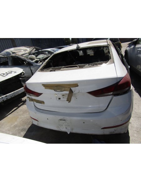HYUNDAI ELANTRA 2017%separator% %shop-name%