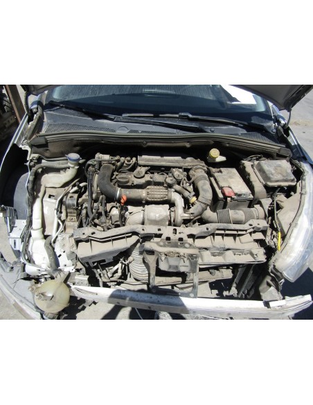 PEUGEOT 208 2015%separator% %shop-name%