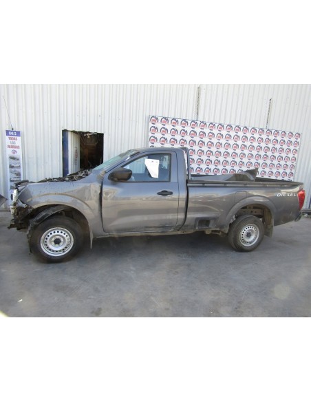 NISSAN NP300 2019%separator% %shop-name%