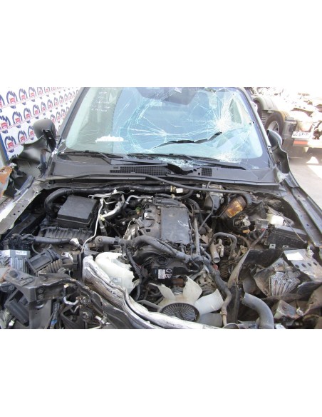 NISSAN NP300 2019%separator% %shop-name%