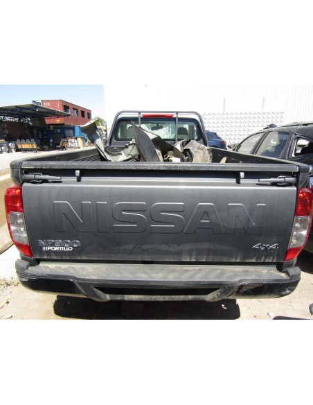 NISSAN NP300 2019%separator% %shop-name%