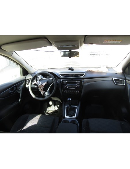 NISSAN QASHQAI 2015%separator% %shop-name%