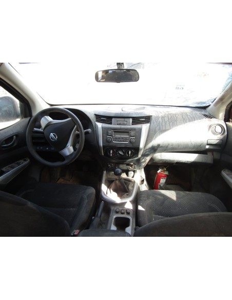 NISSAN NP300 2016%separator% %shop-name%