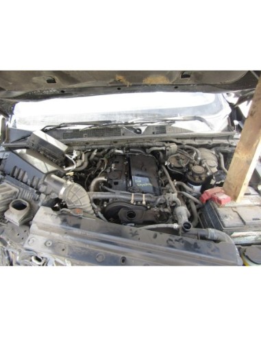 NISSAN NP300 2018%separator% %shop-name%