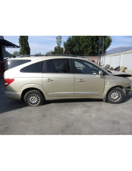 SSANGYONG STAVIC STATION WAGON 2007 4X2 2