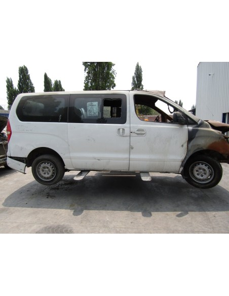 HYUNDAI H1 MINIBUS 2011 4X2 2
