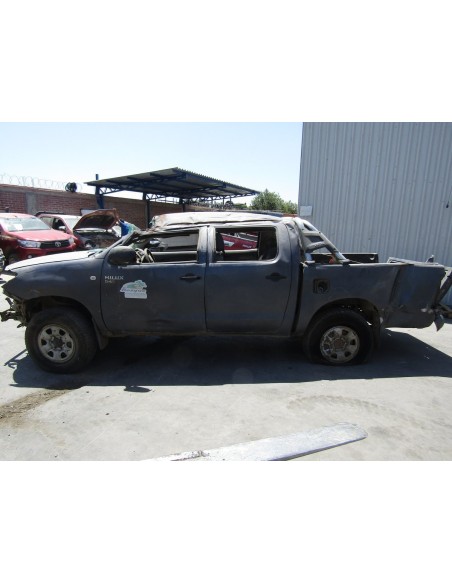 TOYOTA HILUX 2010%separator% %shop-name%