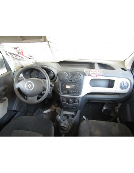 RENAULT DOKKER 2016%separator% %shop-name%