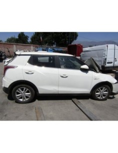 SSANGYONG TIVOLI STATION WAGON 2017 4X2 1