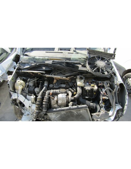 PEUGEOT PARTNER 2017%separator% %shop-name%