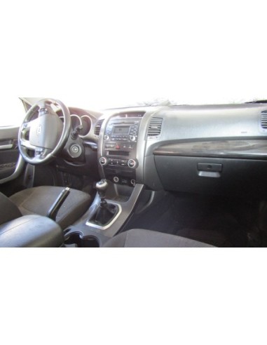 KIA SORENTO 2010%separator% %shop-name%