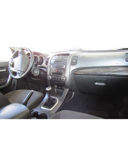KIA SORENTO 2010%separator% %shop-name%