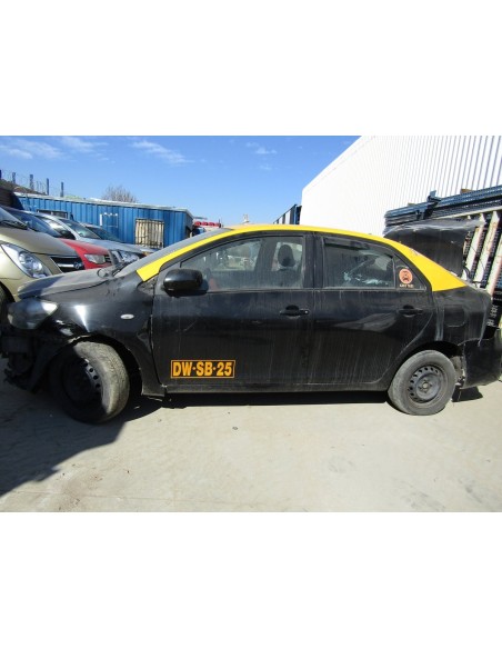 TOYOTA YARIS 2012%separator% %shop-name%