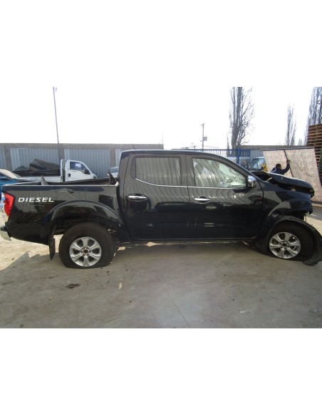 NISSAN NP300 2018%separator% %shop-name%